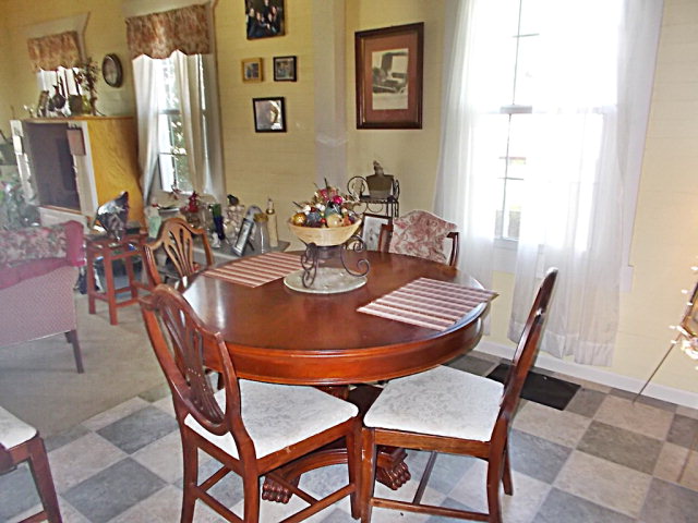 8053 Old Spanish Trail, Sneads, FL 32460