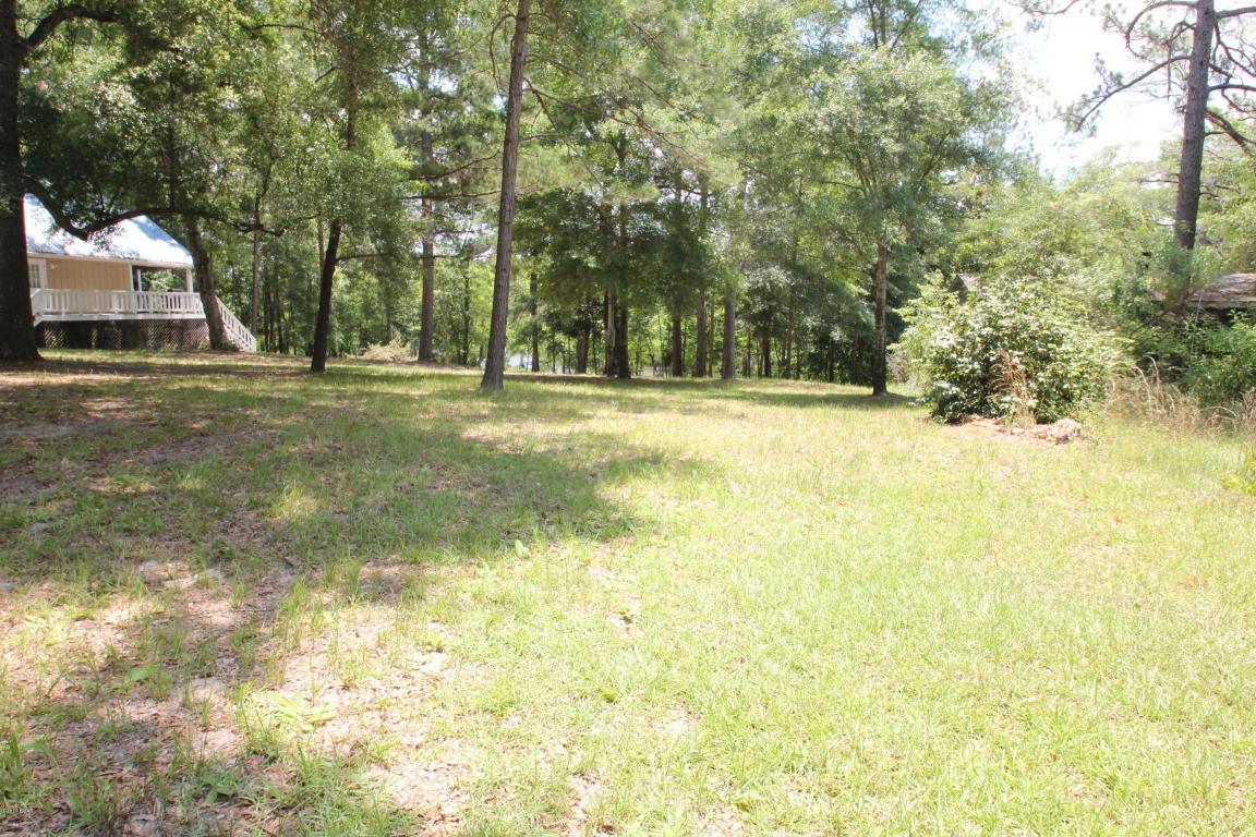 000 OKCHIA Circle, Vernon, FL 32462