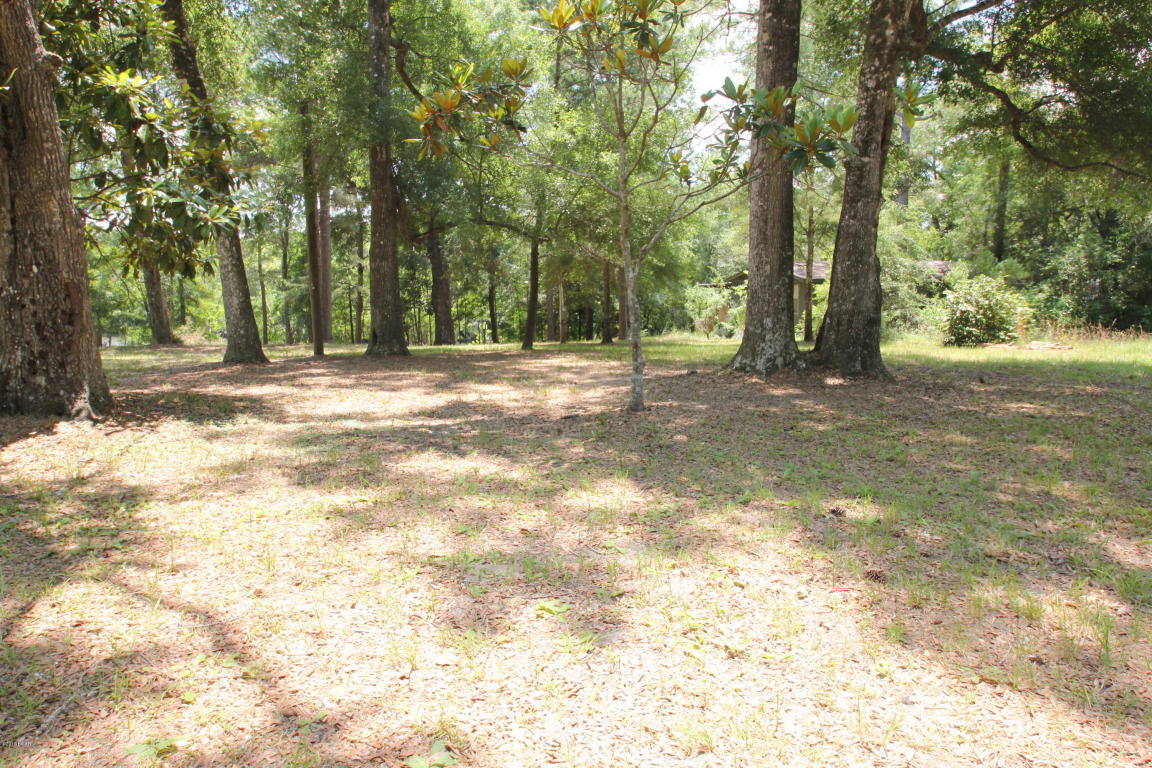 000 OKCHIA Circle, Vernon, FL 32462
