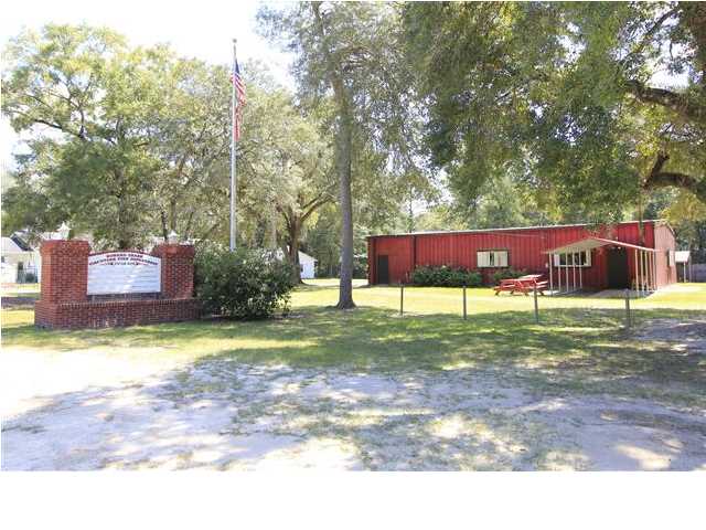 2 DOC WHITFIELD RD, Wewahitchka, FL 32465