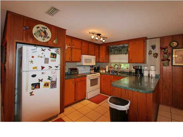 117 POPE AVE, Wewahitchka, FL 32465