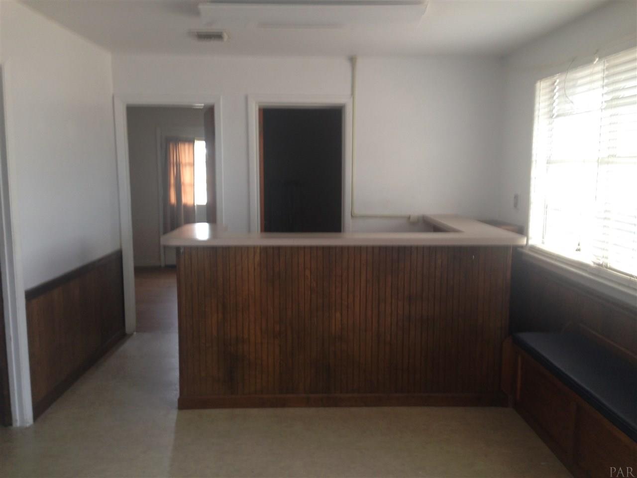 3998 N PALAFOX ST, Pensacola, FL 32501