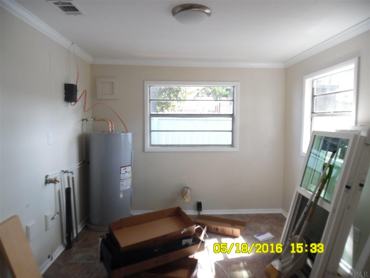 803 N E ST, Pensacola, FL 32501