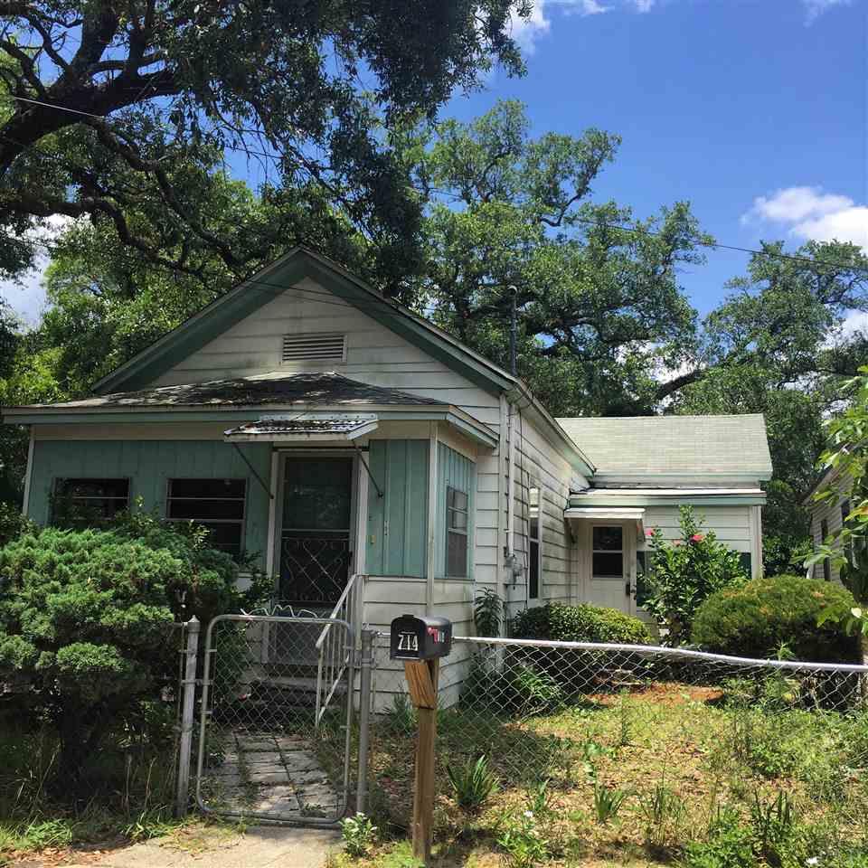 714 W ZARRAGOSSA ST, Pensacola, FL 32501