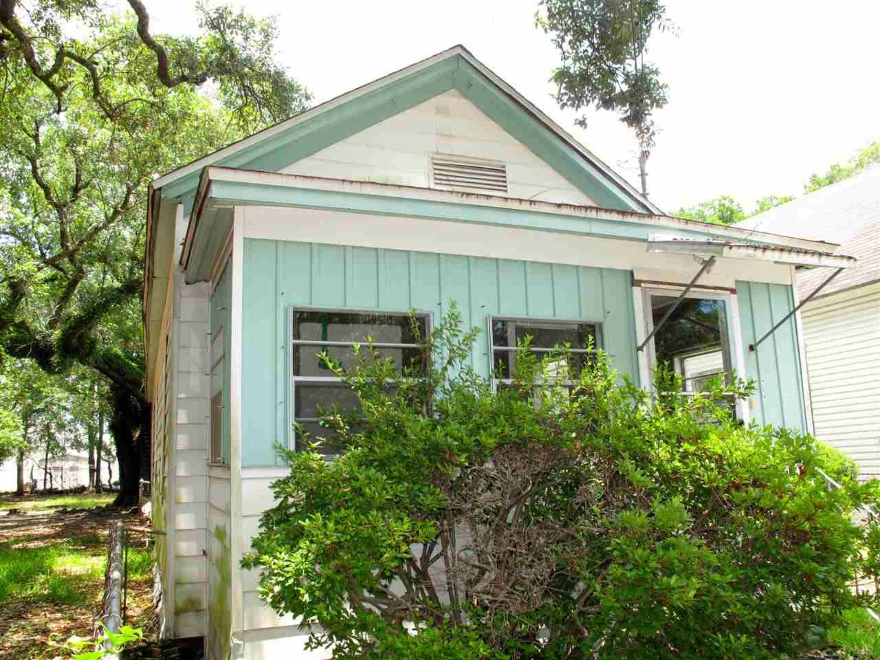 714 W ZARRAGOSSA ST, Pensacola, FL 32501