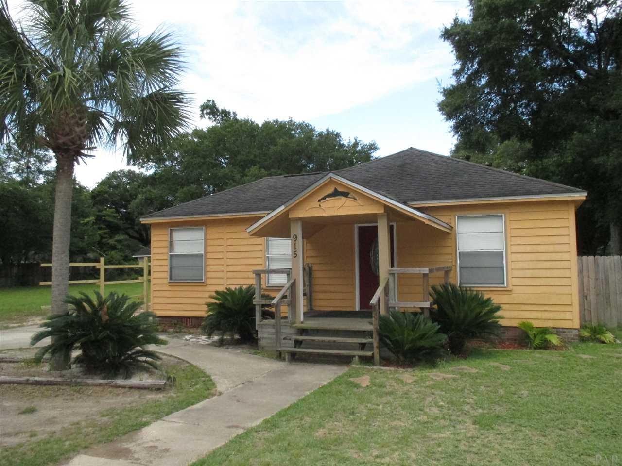 915 E MAXWELL ST, Pensacola, FL 32501