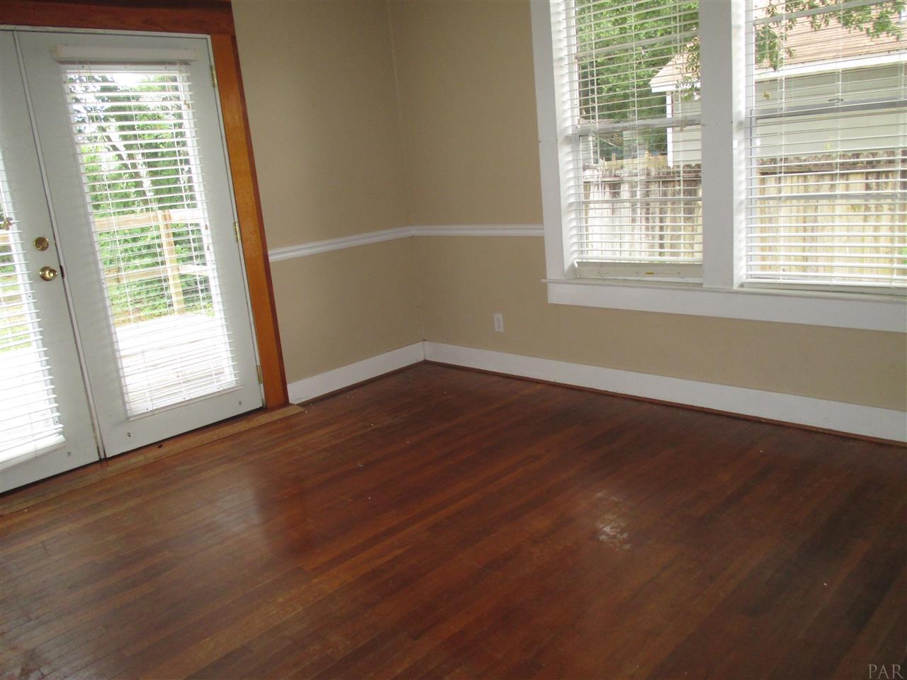 915 E MAXWELL ST, Pensacola, FL 32501