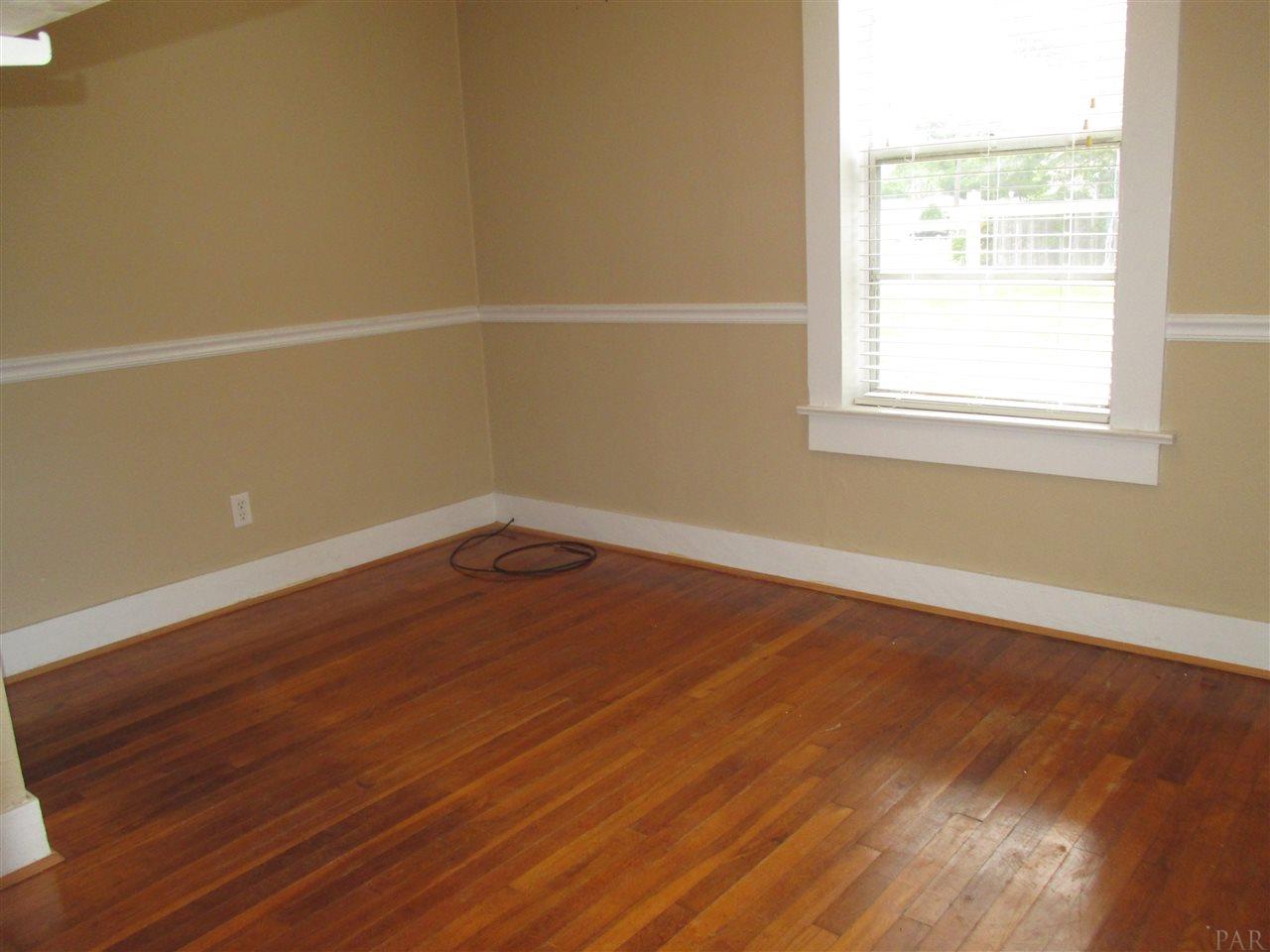 915 E MAXWELL ST, Pensacola, FL 32501