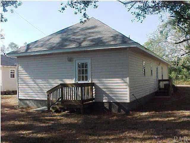 100 S H ST, Pensacola, FL 32502