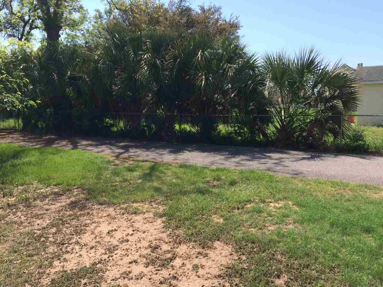 1421 CYPRESS ST, Pensacola, FL 32502