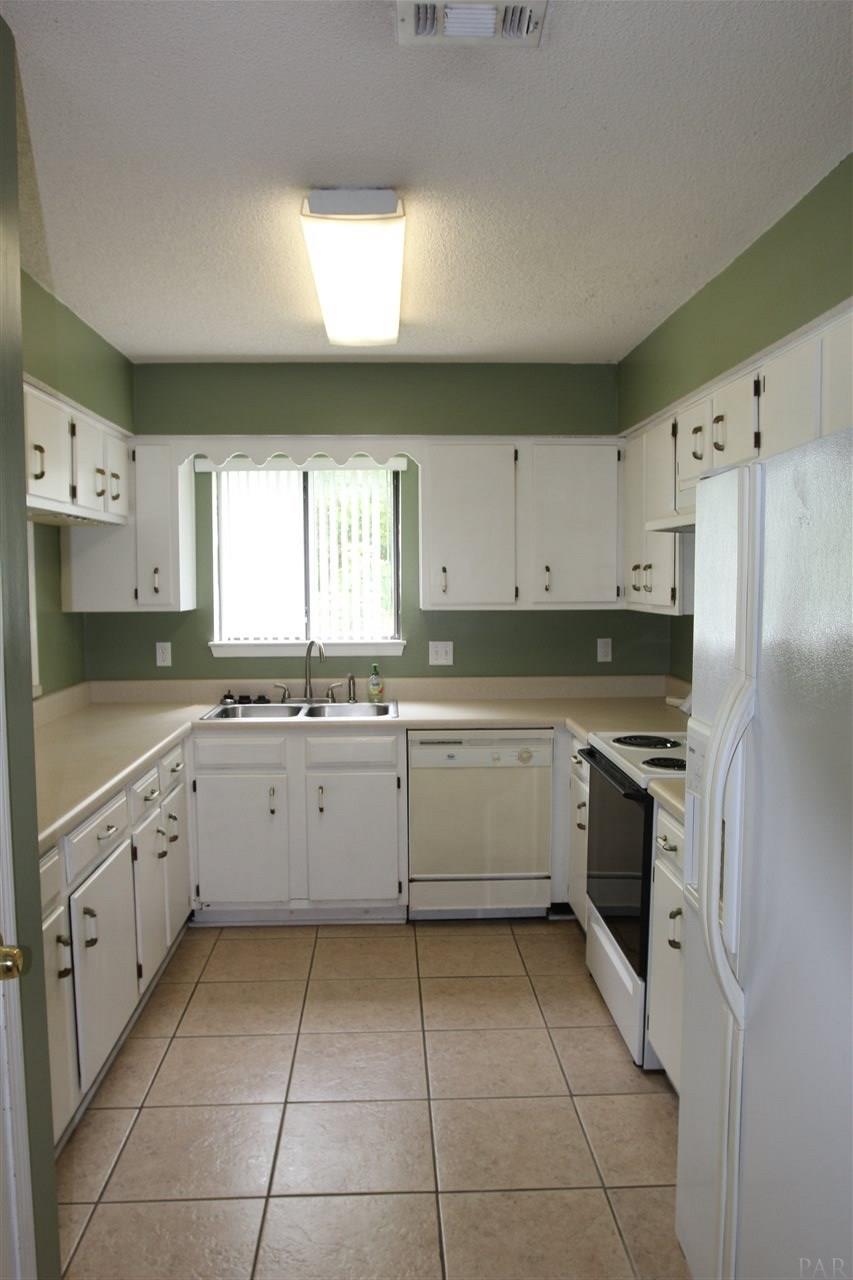 922 BROOKSIDE CT, Pensacola, FL 32503