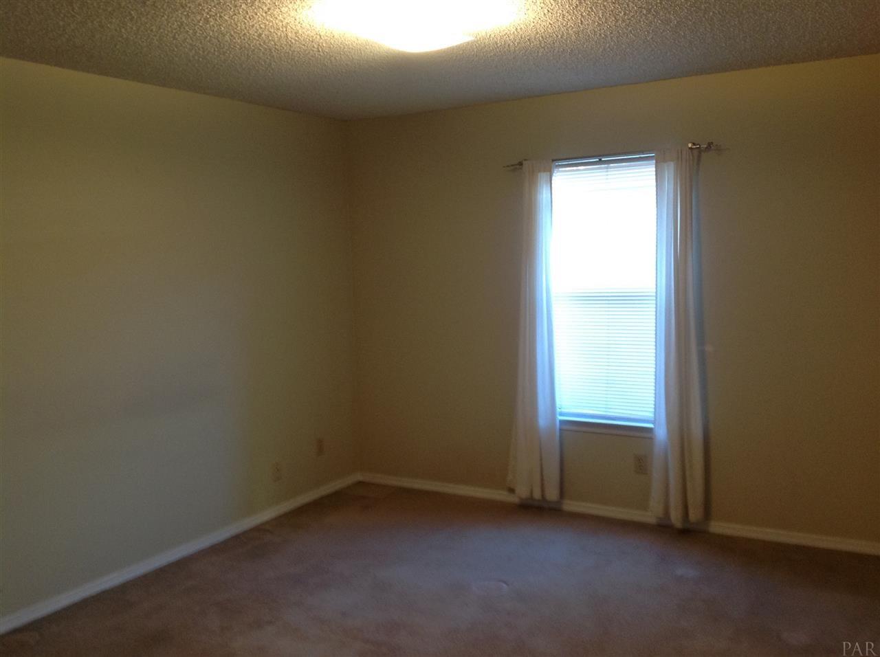 2299 SCENIC HWY, Pensacola, FL 32503