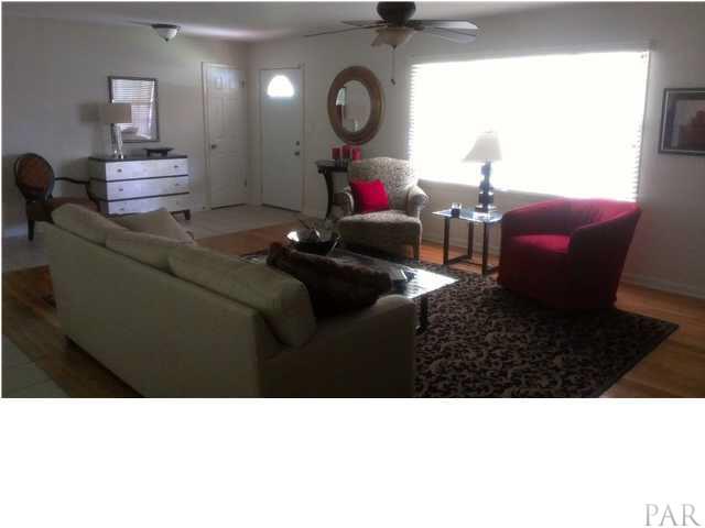 1301 E HATTON ST, Pensacola, FL 32503