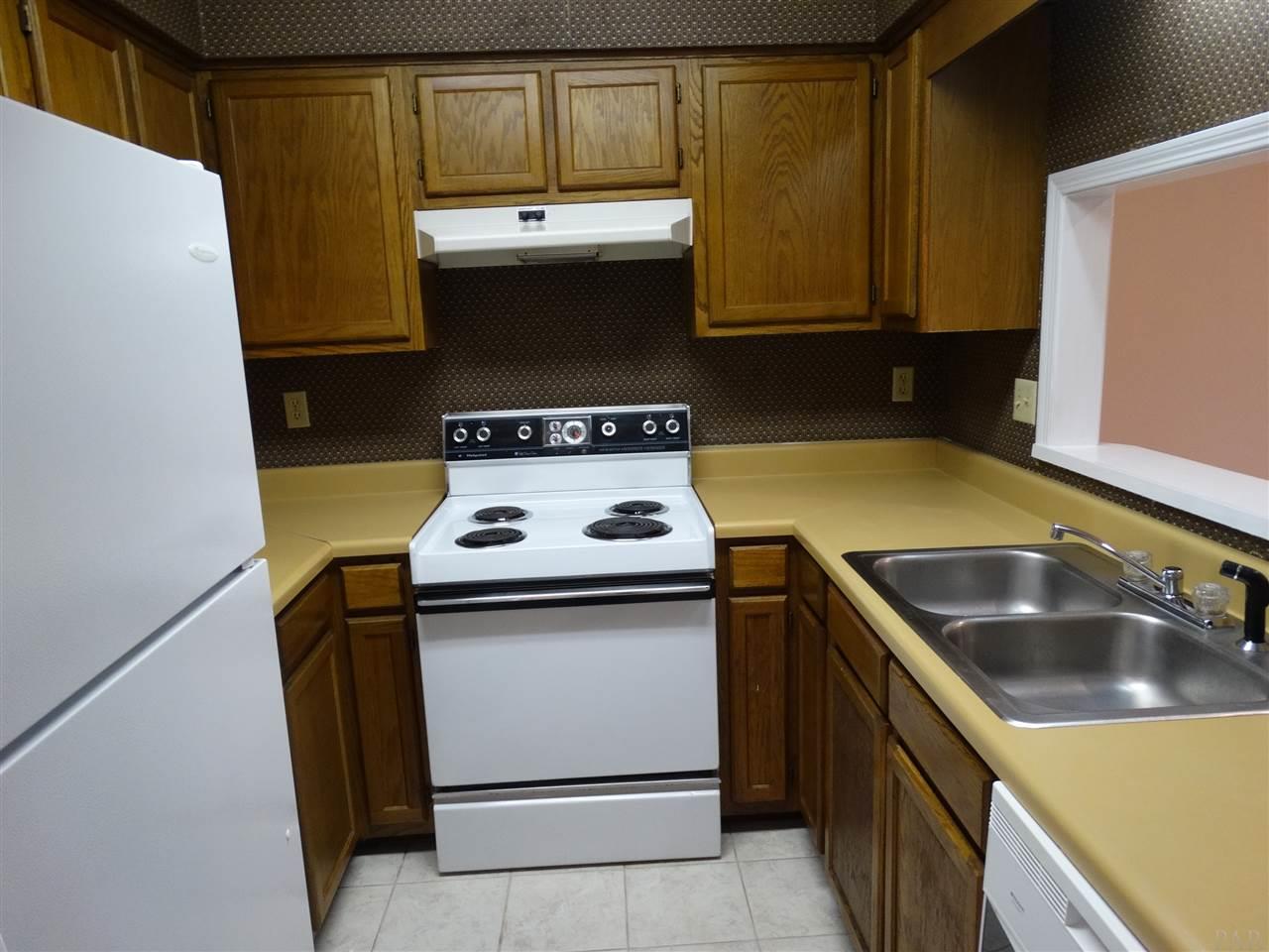 3081 BELLE MEADE DR, Pensacola, FL 32503