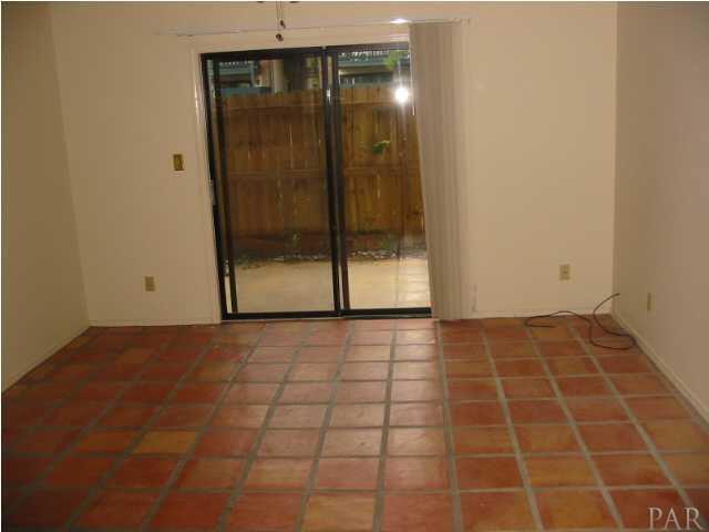 2299 SCENIC HWY, Pensacola, FL 32503