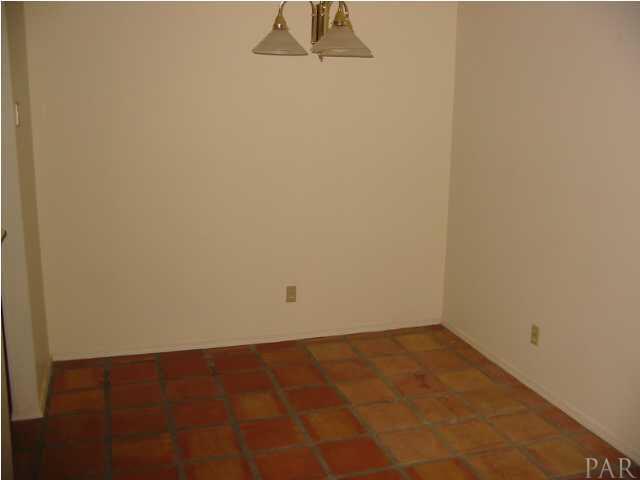 2299 SCENIC HWY, Pensacola, FL 32503
