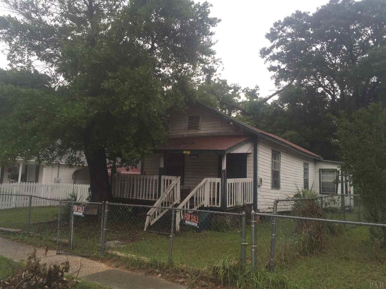 1208 Dr Martin Luther King Jr Dr, Pensacola, FL 32503