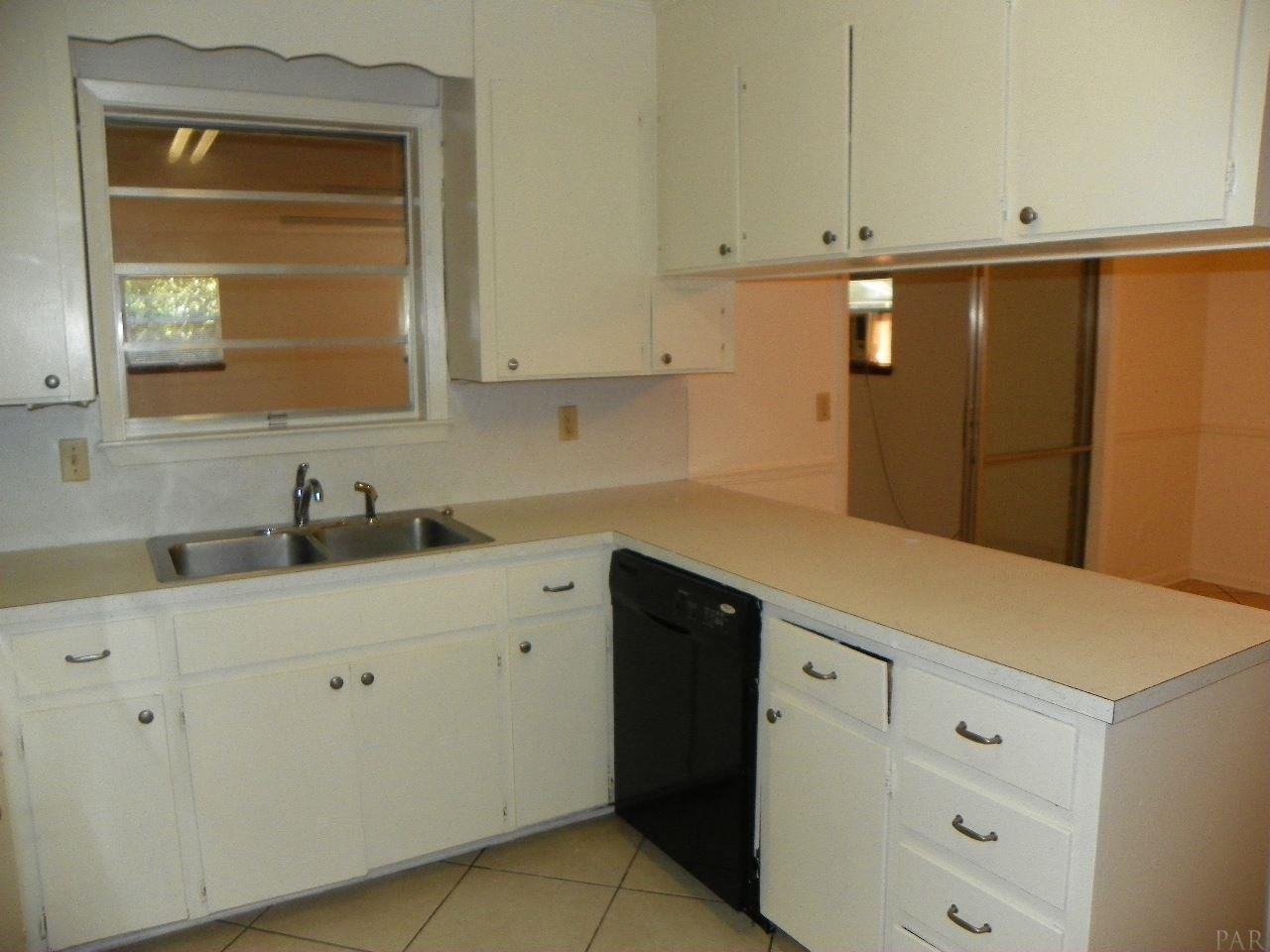 1818 TONI ST, Pensacola, FL 32504