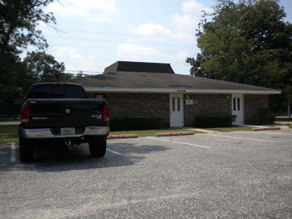 2401 EXECUTIVE PLAZA, Pensacola, FL 32504