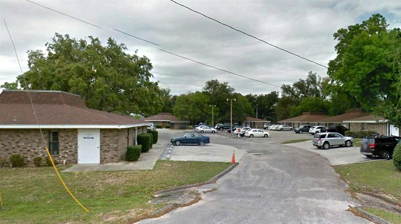 2401 EXECUTIVE PLAZA, Pensacola, FL 32504
