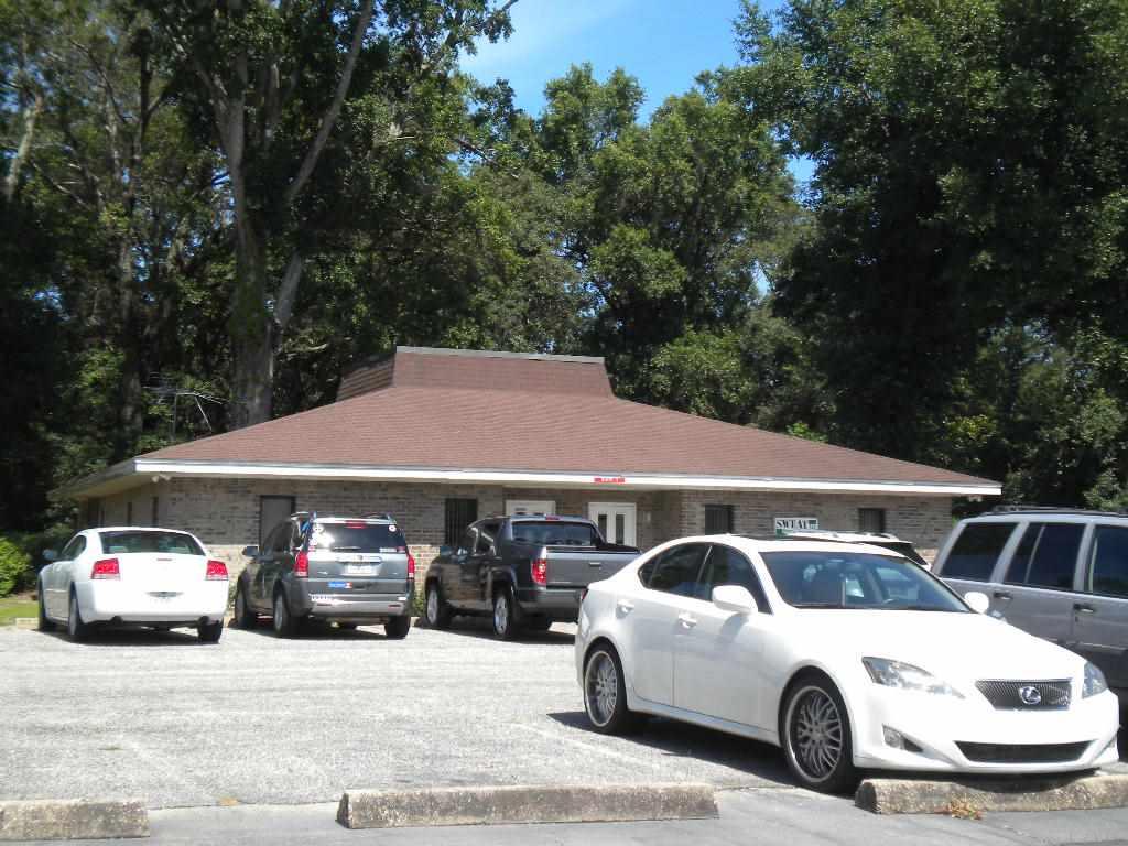 2401 EXECUTIVE PLAZA, Pensacola, FL 32504