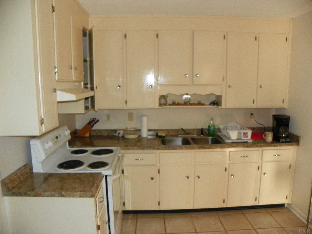 1447 BURGESS RD, Pensacola, FL 32504