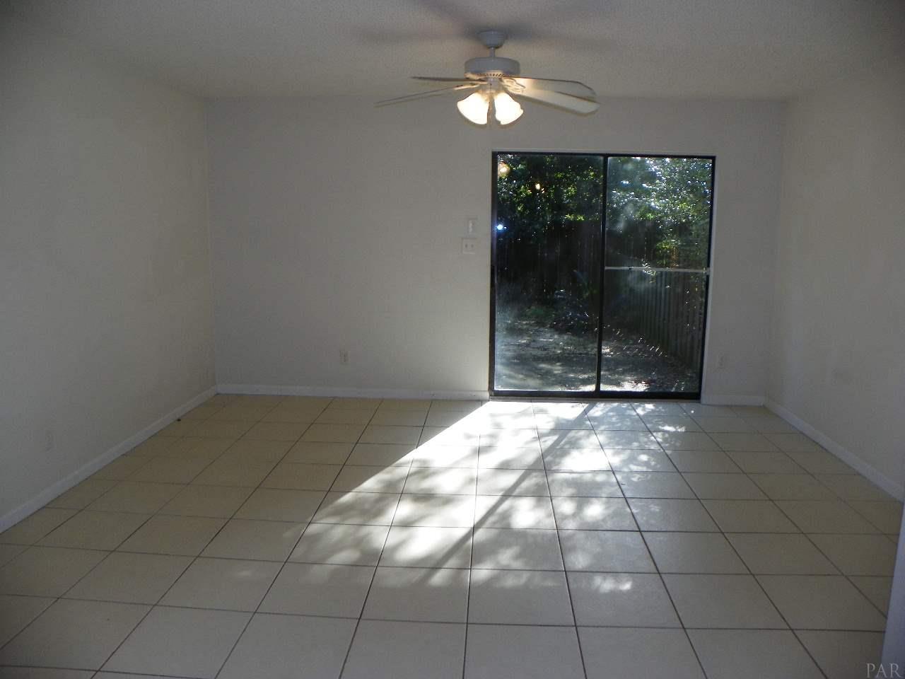 3815 CREIGHTON RD, Pensacola, FL 32504