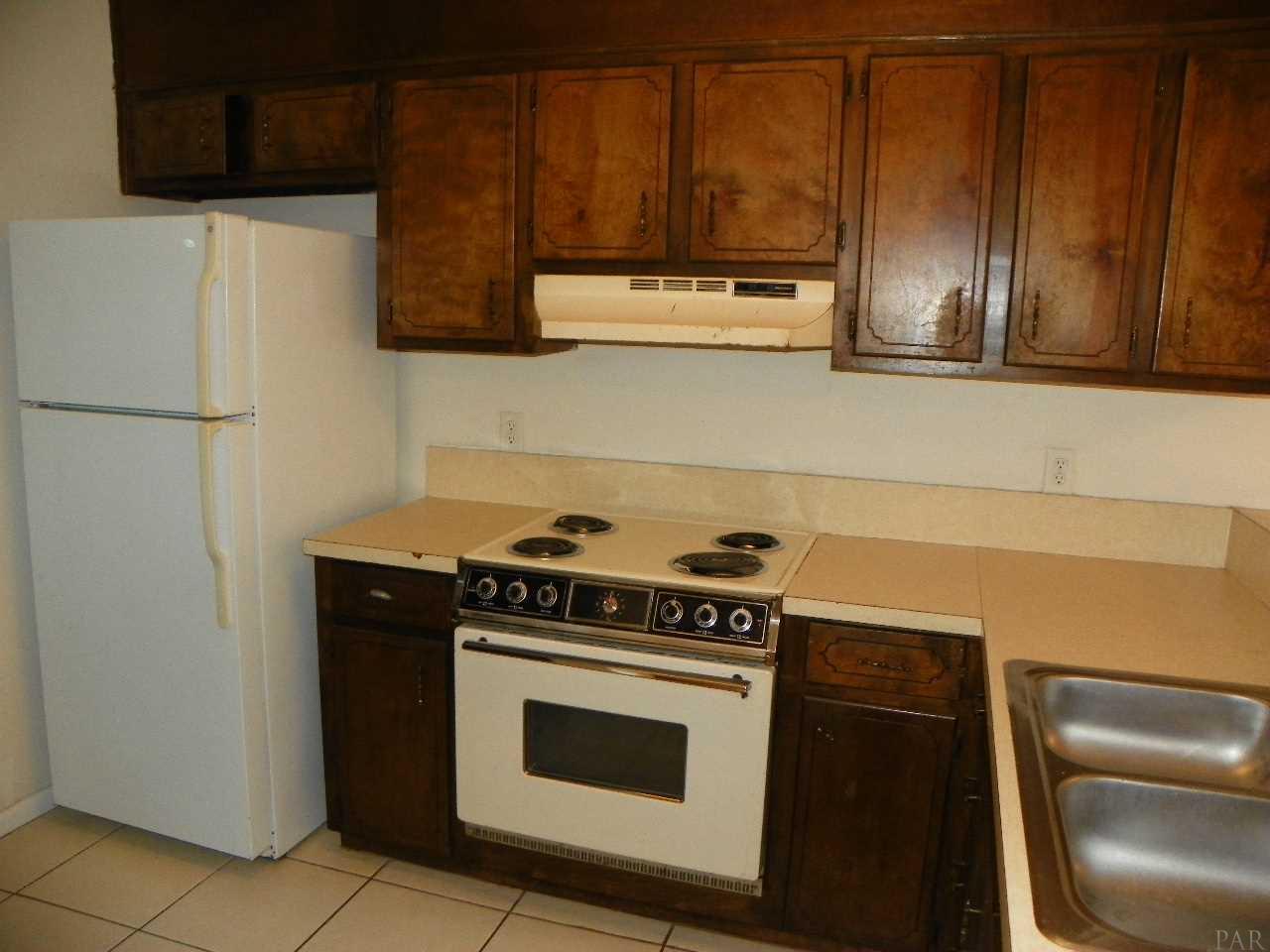 3815 CREIGHTON RD, Pensacola, FL 32504