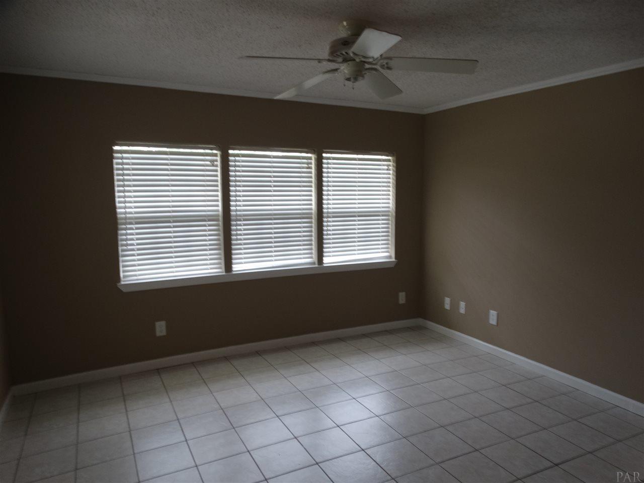 7127 CHAPEL ST, Pensacola, FL 32504