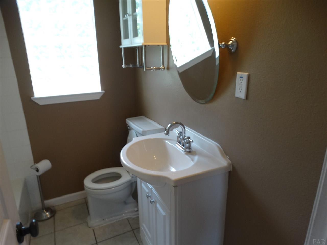 7127 CHAPEL ST, Pensacola, FL 32504