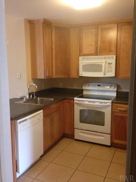 5001 GRANDE DR, Pensacola, FL 32504