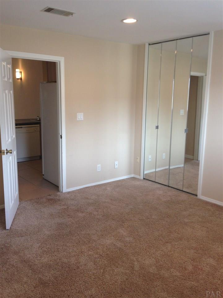 5001 GRANDE DR, Pensacola, FL 32504