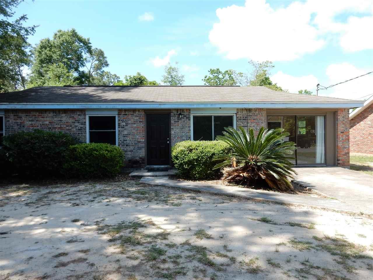 3735 CREIGHTON RD, Pensacola, FL 32504