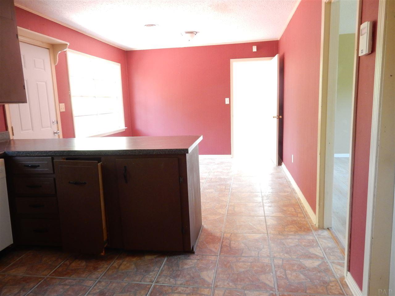 3735 CREIGHTON RD, Pensacola, FL 32504