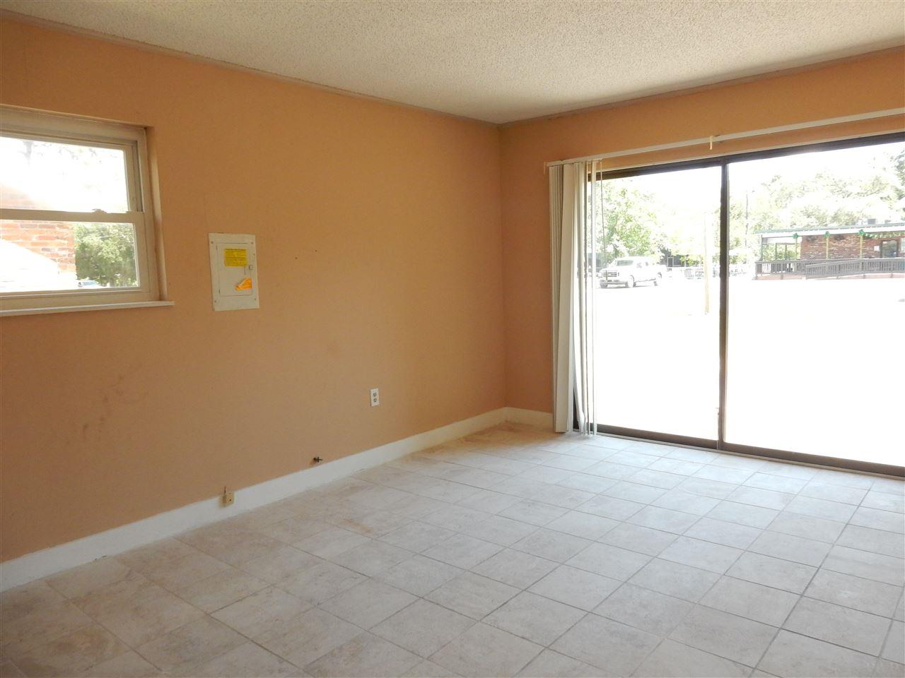 3735 CREIGHTON RD, Pensacola, FL 32504