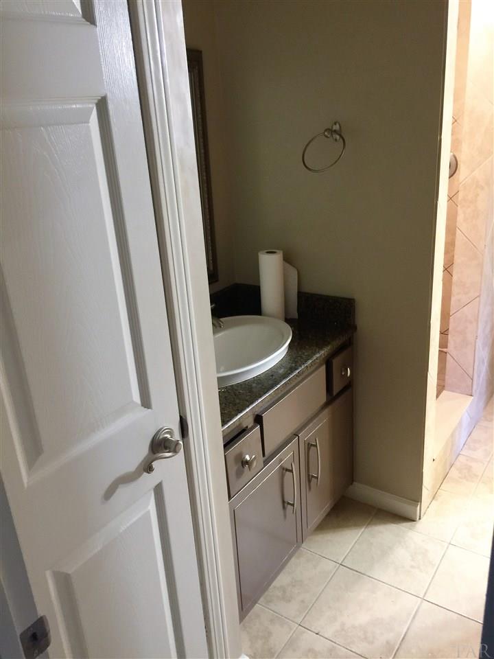 6138 ALICIA DR, Pensacola, FL 32504
