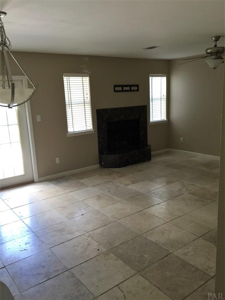 6138 ALICIA DR, Pensacola, FL 32504