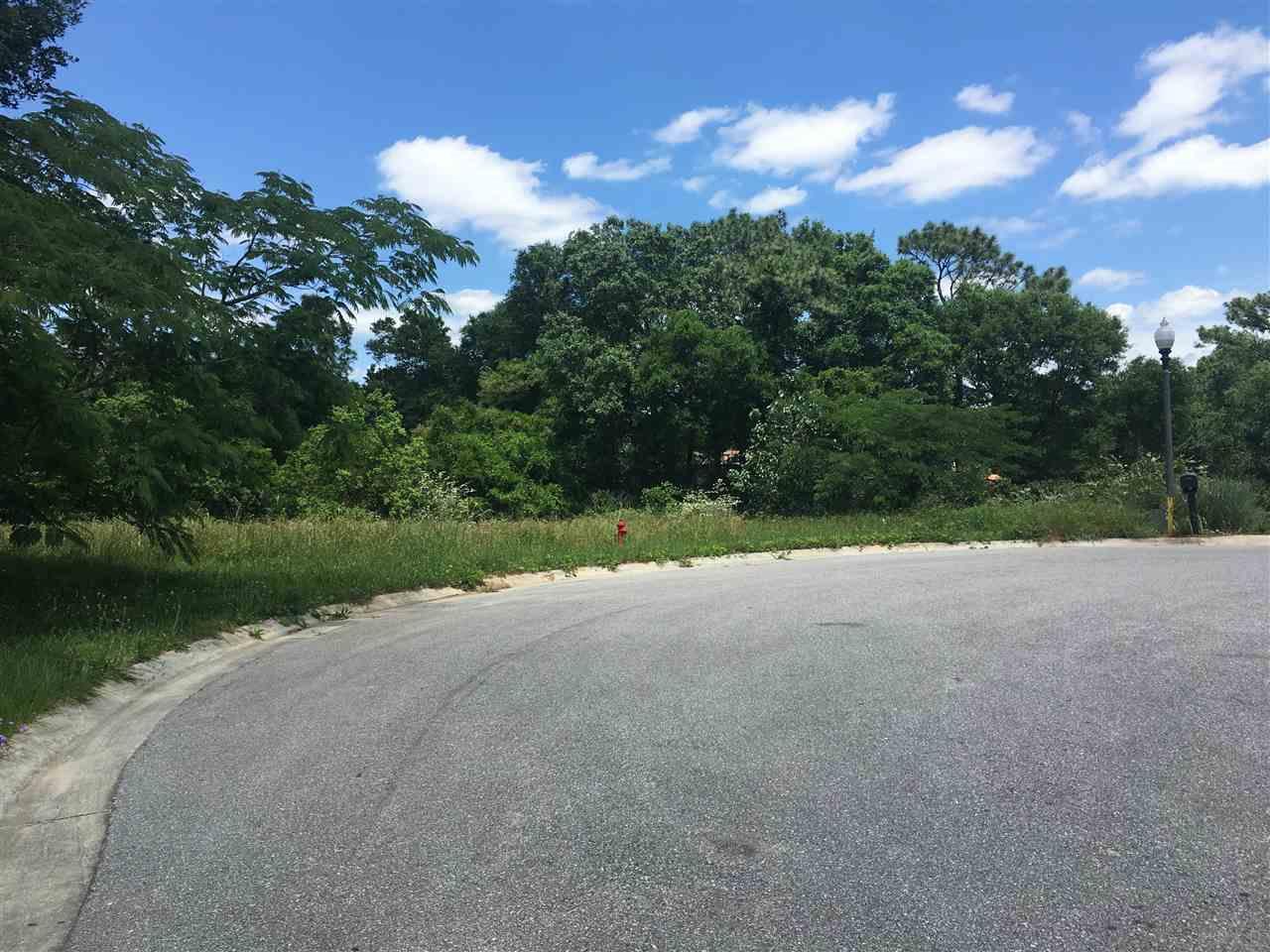 685 FARMINGTON RD, Pensacola, FL 32504