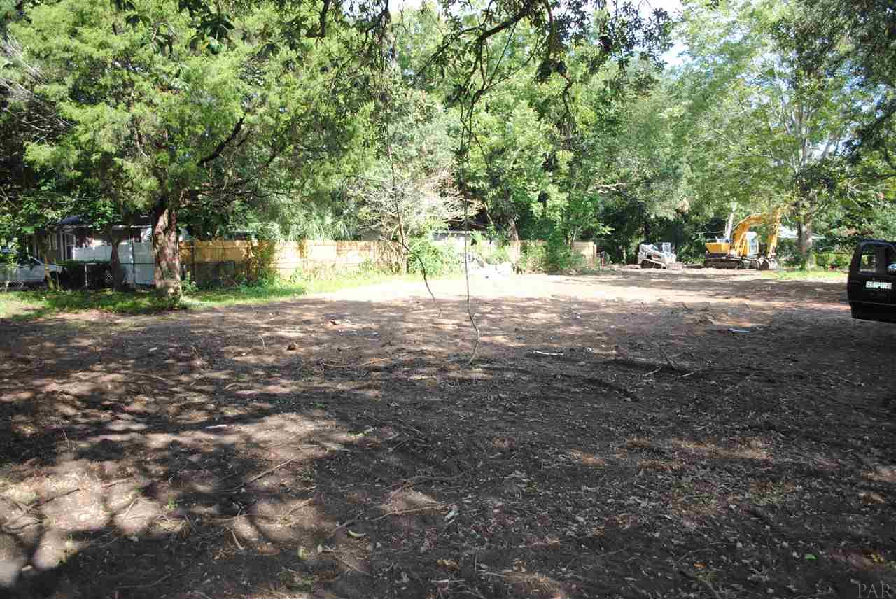 4224 CREIGHTON RD, Pensacola, FL 32504