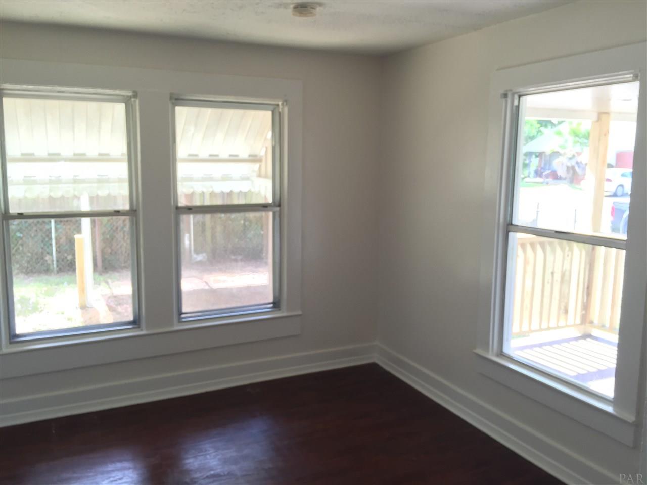 2505 W BLOUNT ST, Pensacola, FL 32505
