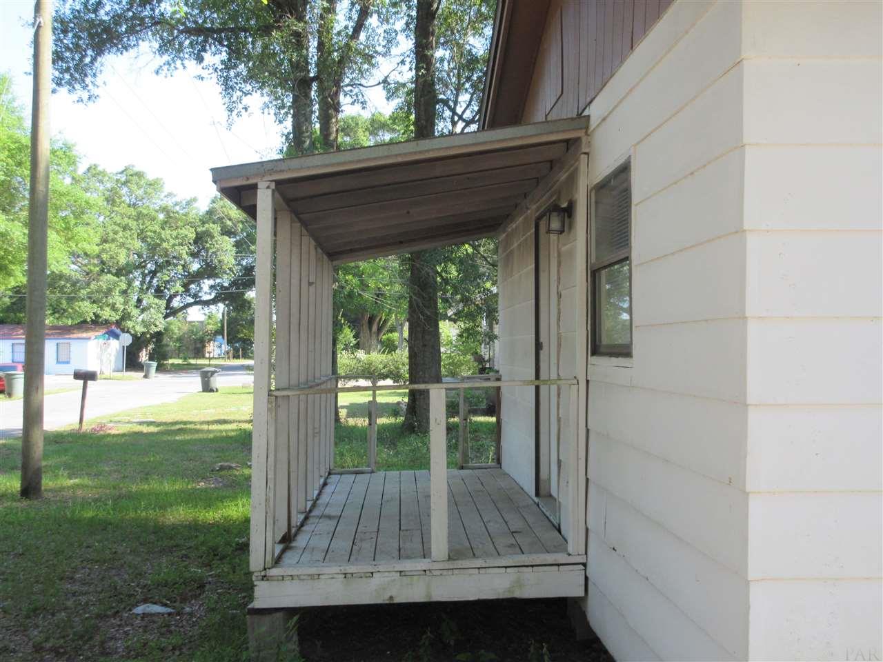 2917 W CROSS ST, Pensacola, FL 32505