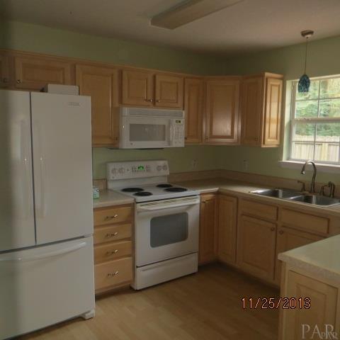 5917 LAST BIG TREE LN, Pensacola, FL 32505