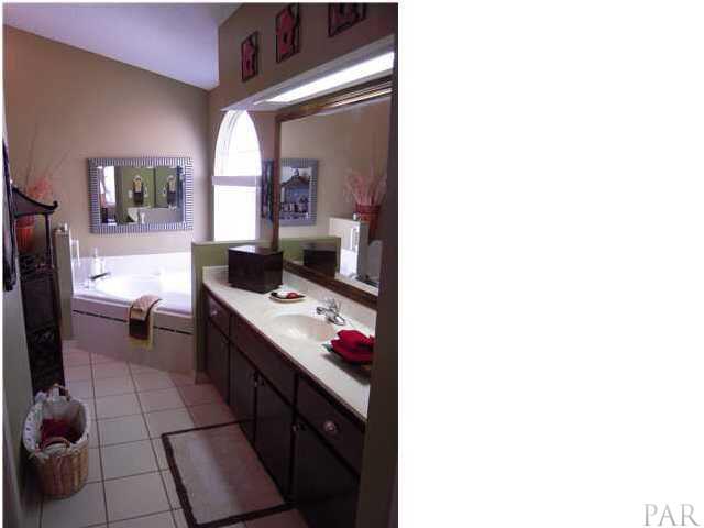 3311 MARCUS POINTE BLVD, Pensacola, FL 32505