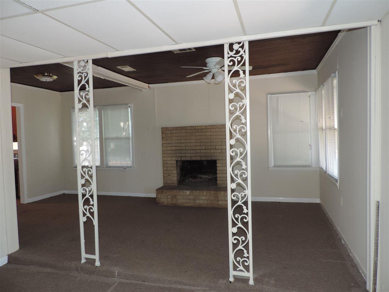 2824 W Gonzalez St, Pensacola, FL 32505