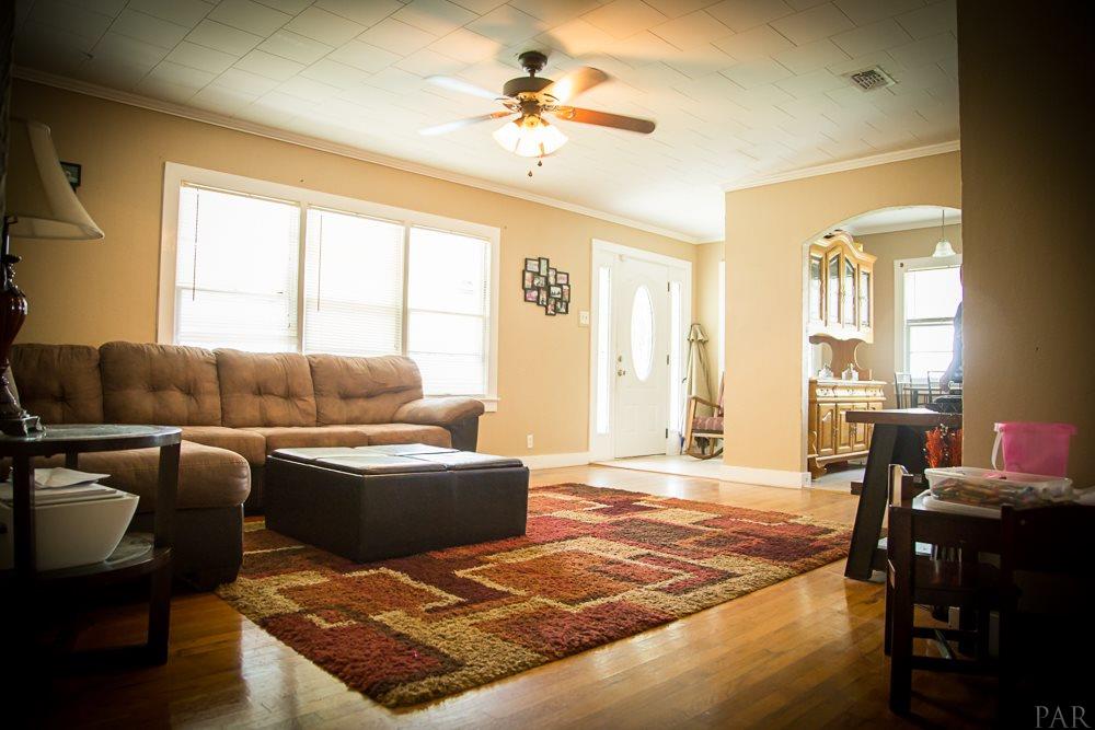 3115 W GADSDEN ST, Pensacola, FL 32505