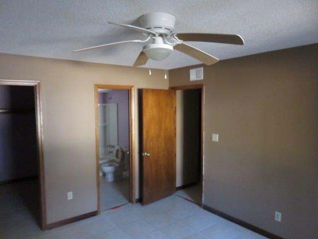 7225 W Fairfield B-Pensacola, FL, 32506Escambia County