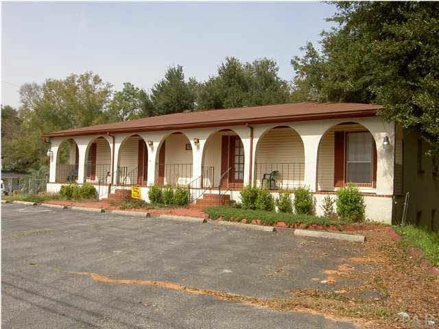 6150 W FAIRFIELD DR, Pensacola, FL 32506