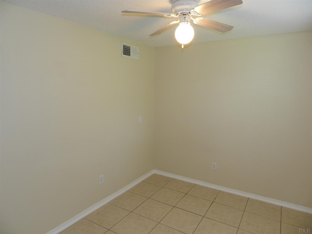 712 49TH AVE, Pensacola, FL 32506