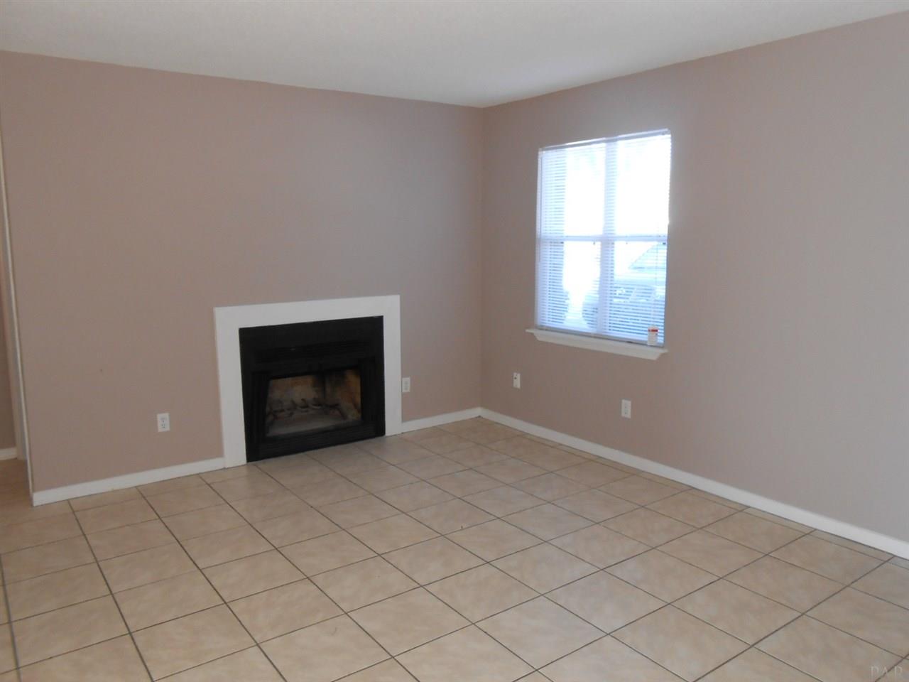 672 72ND AVE, Pensacola, FL 32506