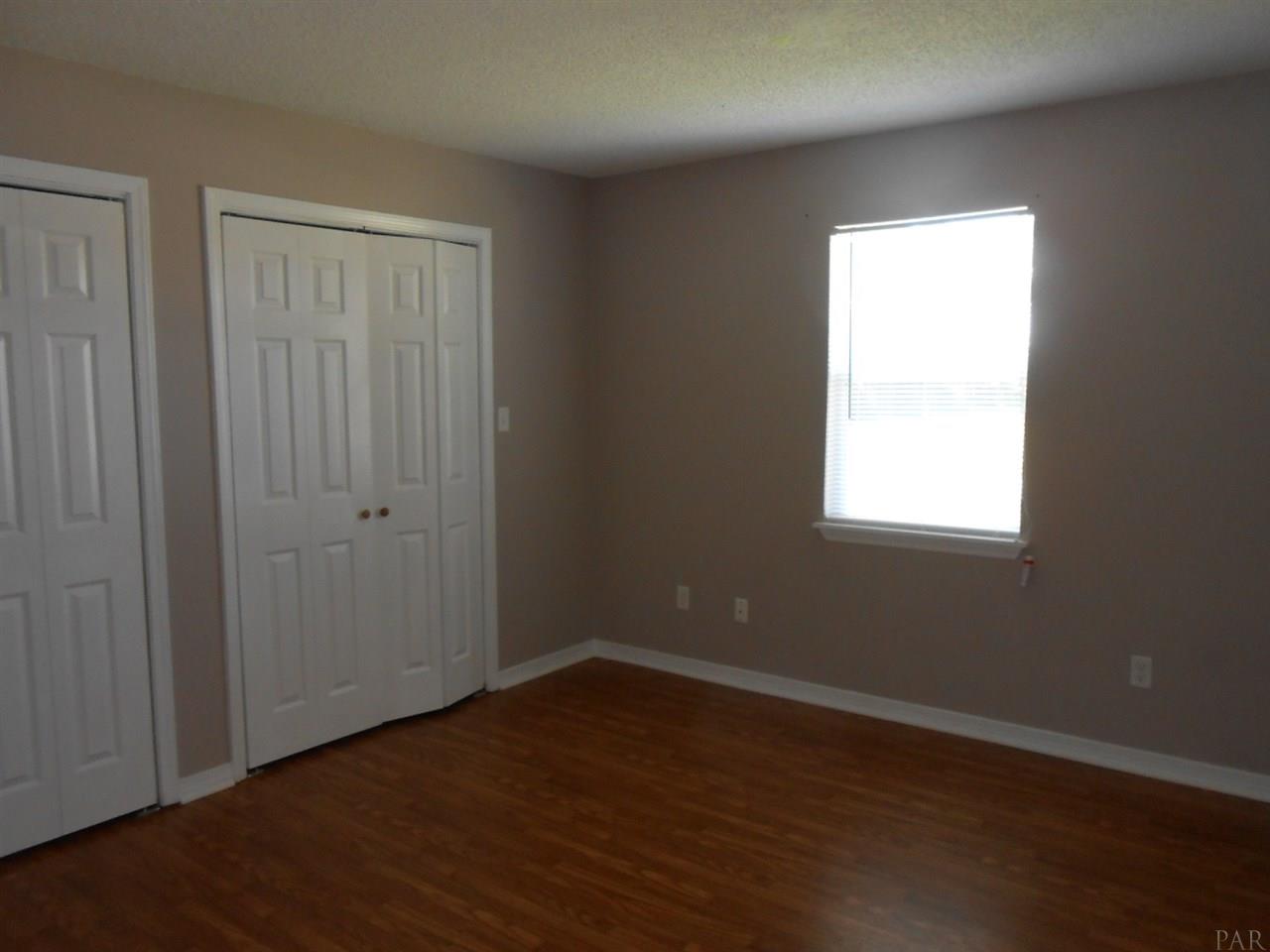 672 72ND AVE, Pensacola, FL 32506